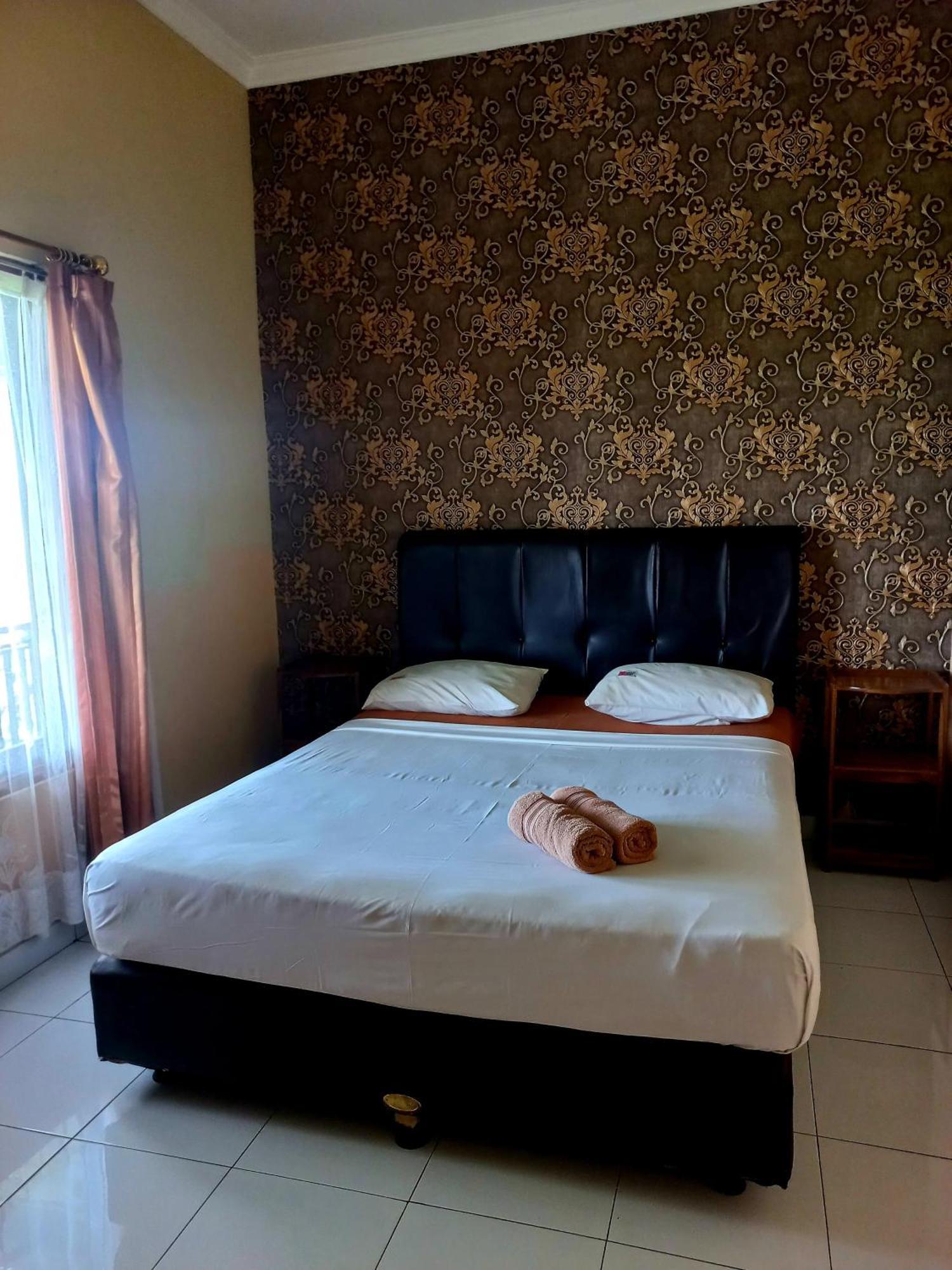 Hotel Omah Cepit Exterior photo